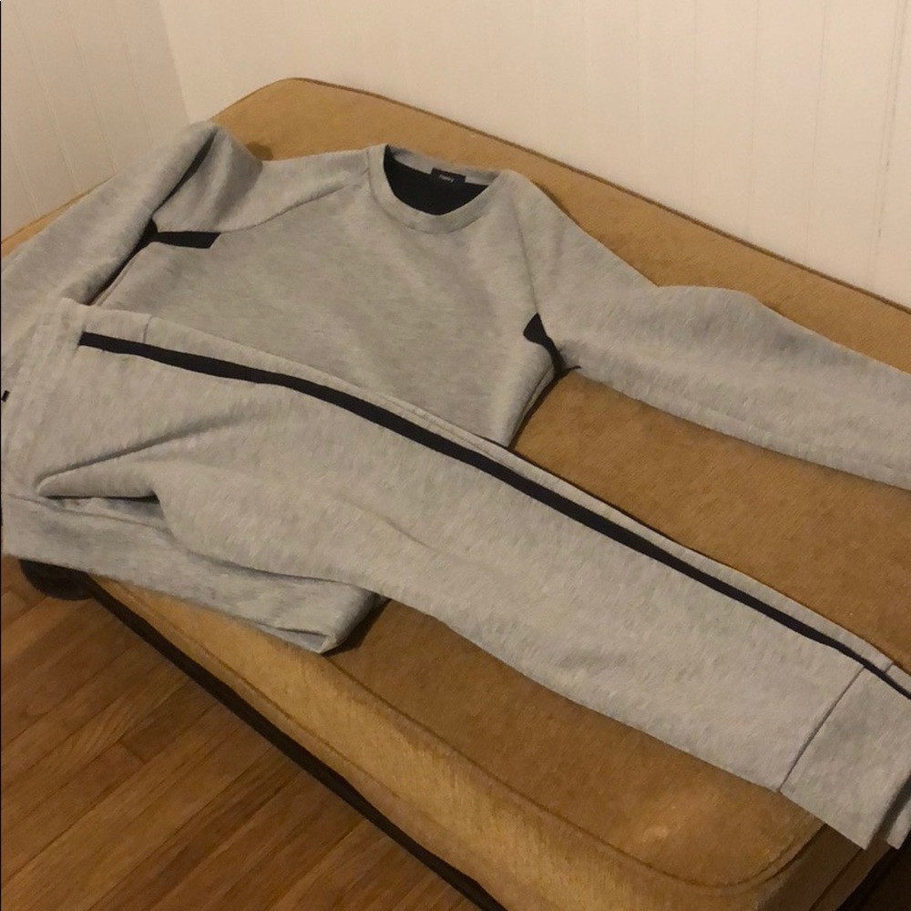 Theory sweat suit